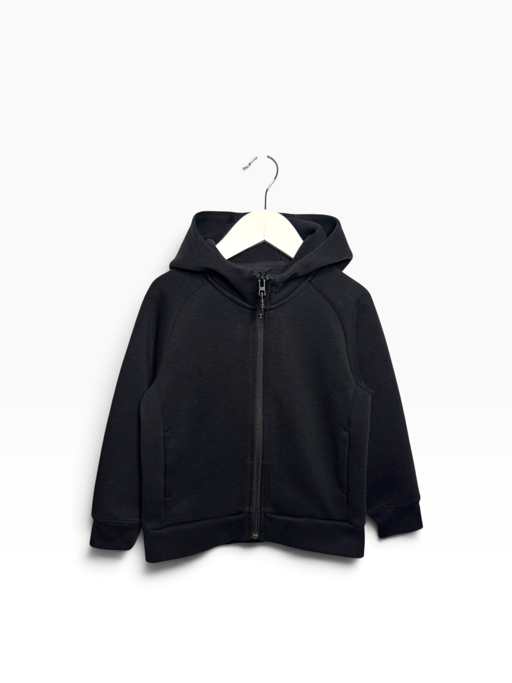 ⭐️ 5/$30 Uniqlo Kids Zip Hoodie size 3-4